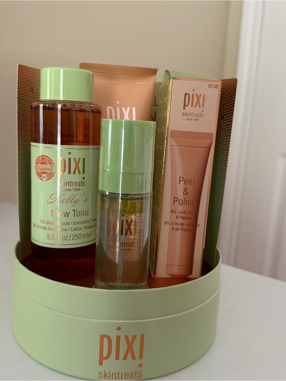 Pixi Skintreats Green and Peach Glow Tonic & Peel Set